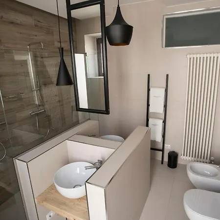 Hotel Diffuso Dimora Rossi 3*