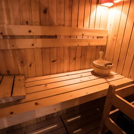 Hotel Diffuso Dimora Rossi 3*